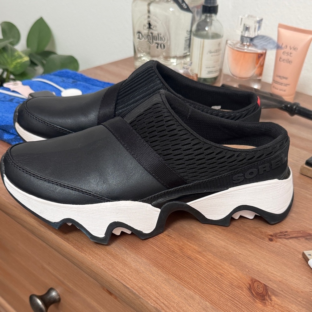 Sorel Kinetic Impact II Mule B&W Slip-On Sneakers